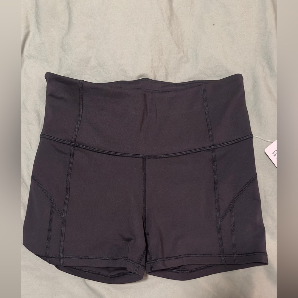 Athleta ultimate stash shortie size small black